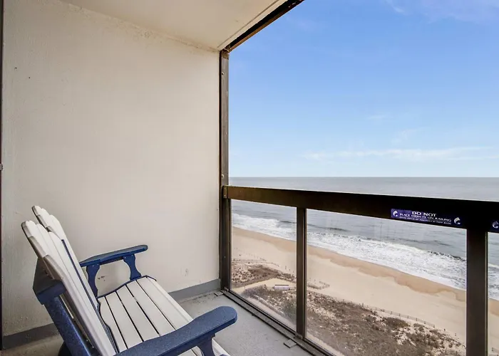 Golden Sands 1412 Oceanfront Pools Games Holiday home *